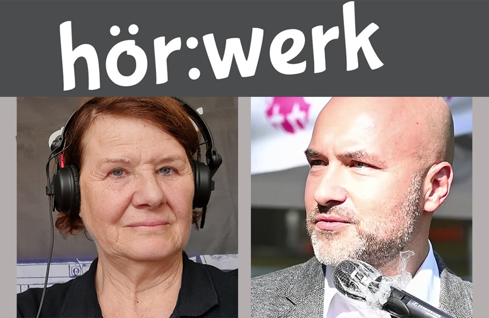 werk über Portraits einer Frau mit Kopfhörern und eines Mannes mit Mikrofon.
